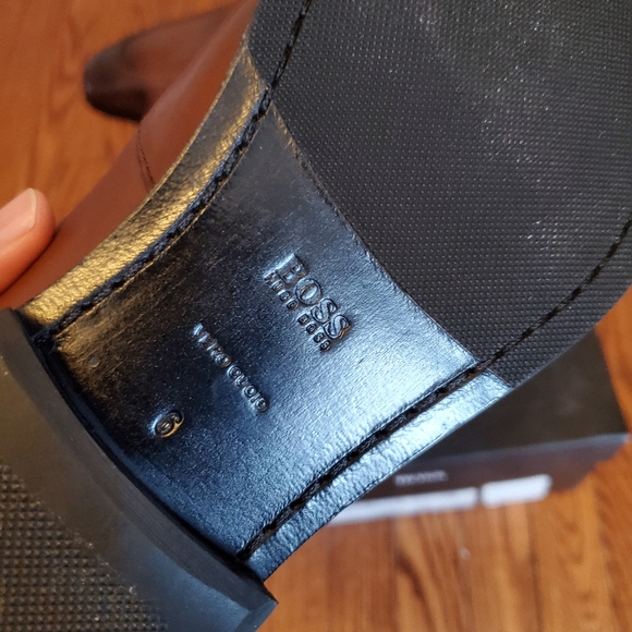 NEW Hugo Boss Kensington Loafer size 6 but fit like a size 9.  Brand New - Picture 4 of 9